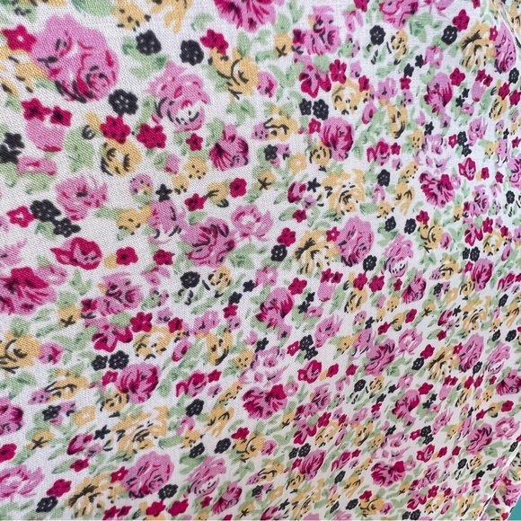 CYNTHIA ROWLEY FLORAL SMALL PRINT FLUTTER SLEEVES TOP SIZE 2X NWT - Picture 5 of 6